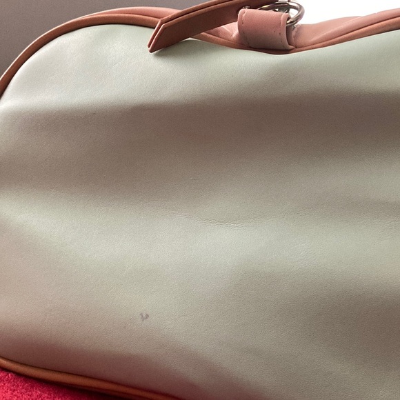 DK Bags NWT Vacay Mode Shoulder Overnight Duffle Adjustable Crossbody Strap - Picture 8 of 17